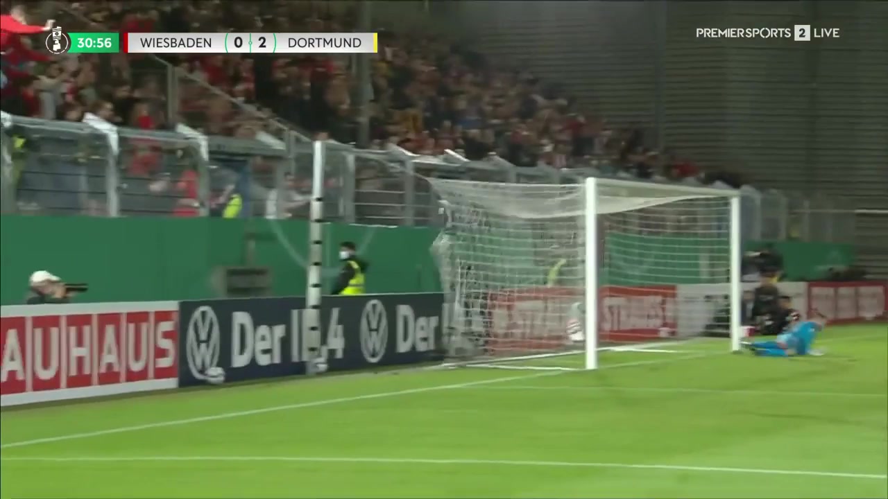 GERC SV Wehen Wiesbaden Vs Borussia Dortmund 30 phút Erling HaalandVào, ghi bàn 0:2
