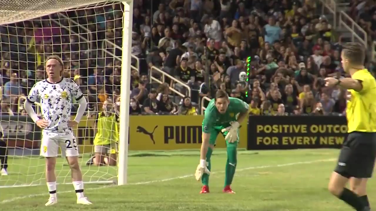 USL CH New Mexico United Vs El Paso Locomotive FC 91 phút Matt BahnerVào, ghi bàn 1:1