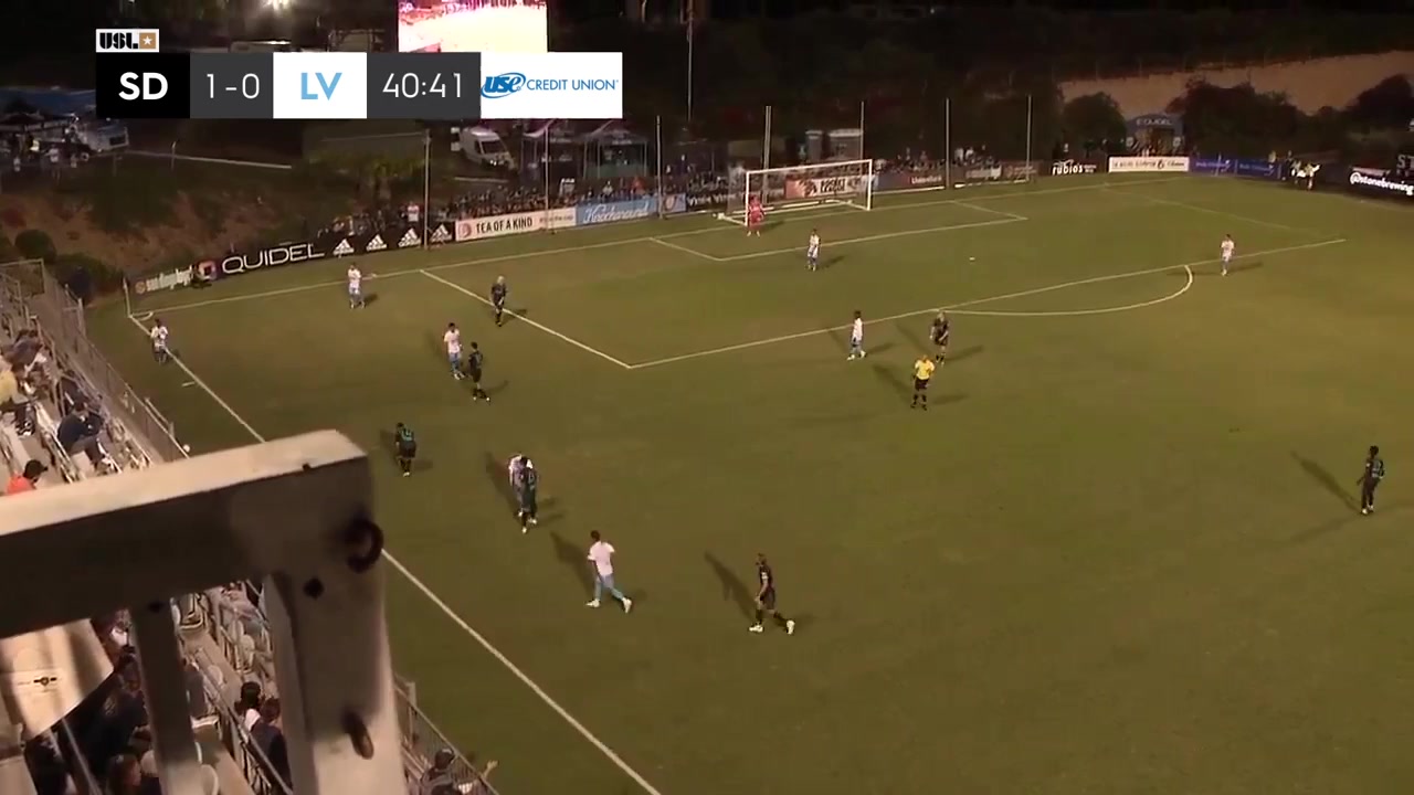 USL CH San Diego loyalty Vs Las Vegas Lights 41 phút Cal JenningsVào, ghi bàn 1:1