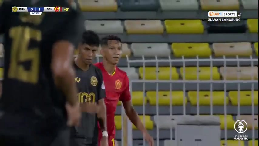 MAS SL Perak Vs Selangor Olusegun Goal in 45+ min, Score 0:2