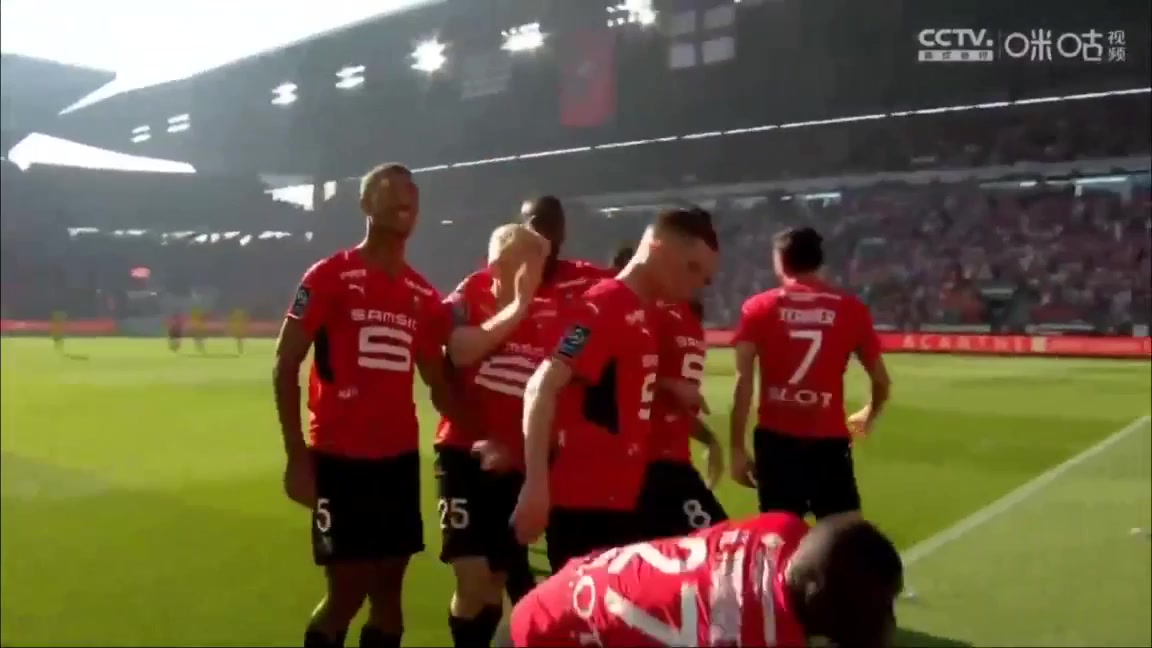 Ligue1 Rennes Vs Nantes 58 phút Martin TerrierVào, ghi bàn 1:0