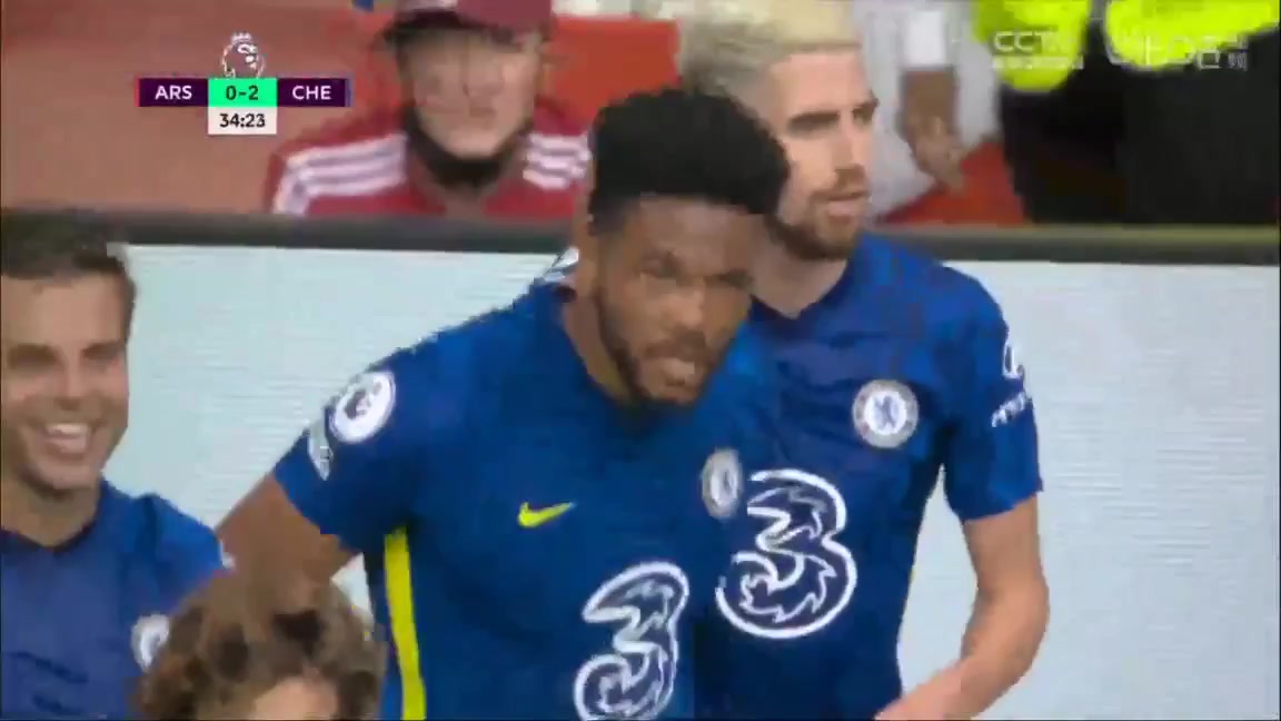 EPL Arsenal Vs Chelsea 33 phút Reece JamesVào, ghi bàn 0:2