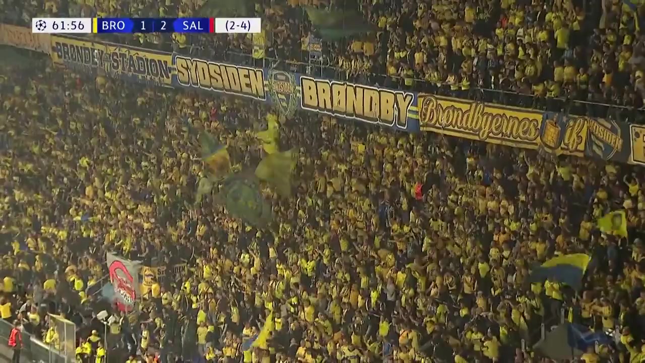 103 Brondby IF Vs Red Bull Salzburg 62 skor gol Andreas Maxso, skor 1:2