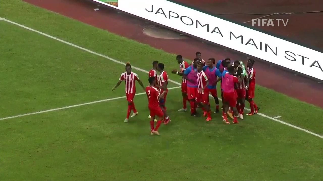 WCPAF Liberia Vs Central African Republic 85 phút Kpah ShermanVào, ghi bàn 1:0