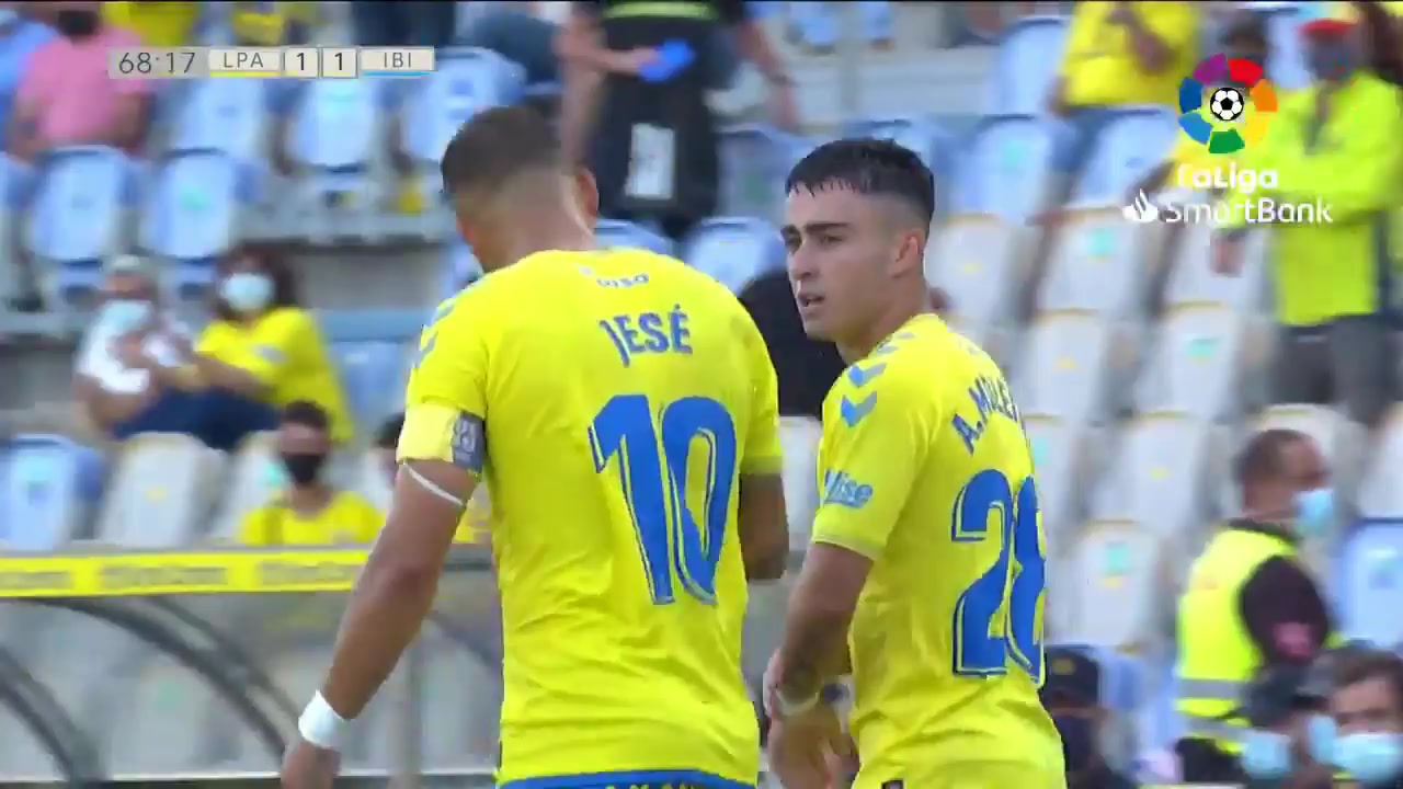 SPA D2 Las Palmas Vs Ibiza Eivissa Alberto Moleiro Goal in 68 min, Score 1:1