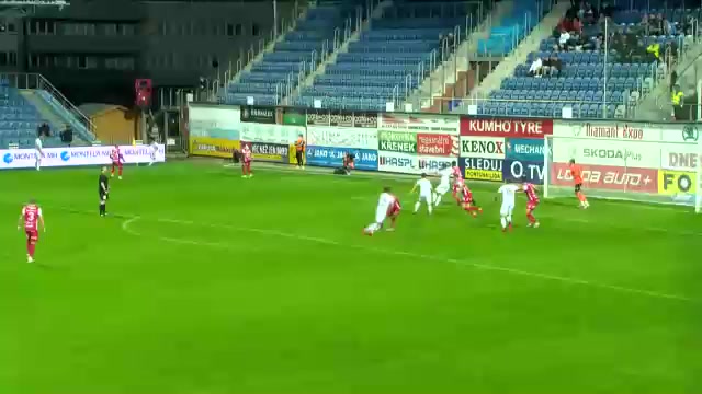 CZE D1 Hradec Kralove Vs Pardubice 87 phút Daniel VasulinVào, ghi bàn 2:0