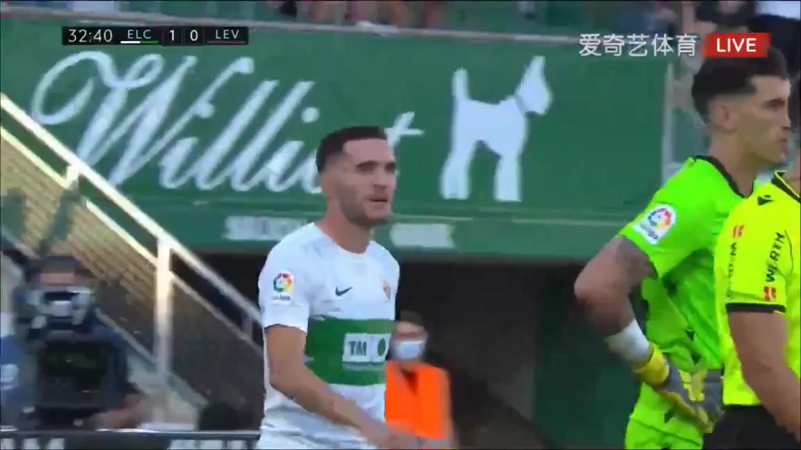 Laliga1 Elche Vs Levante 33 phút Lucas Perez MartinezVào, ghi bàn 1:0