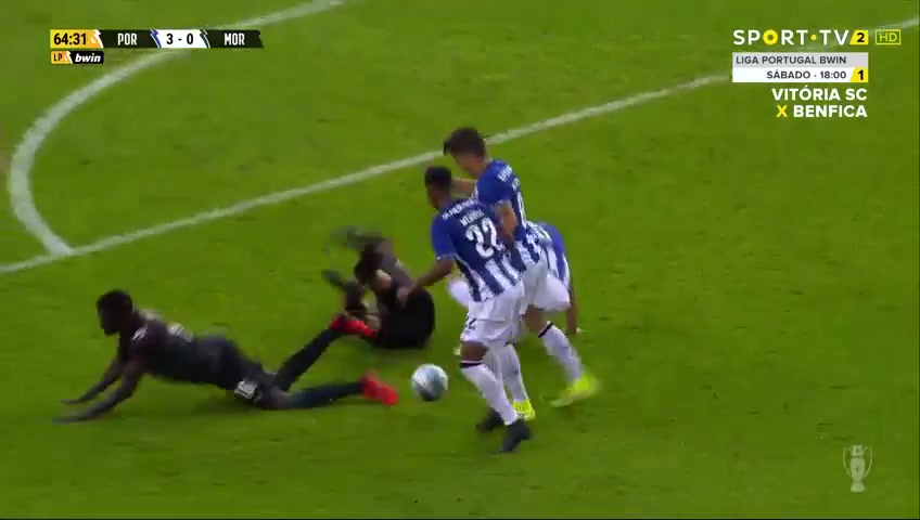 POR D1 FC Porto Vs Moreirense 64 phút Luis Fernando Diaz MarulandaVào, ghi bàn 3:0