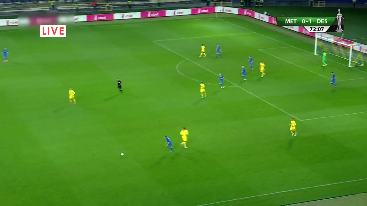 UKRC Metalist Kharkiv Vs Desna Chernihiv Kadeem Harris Goal in 74 min, Score 1:1