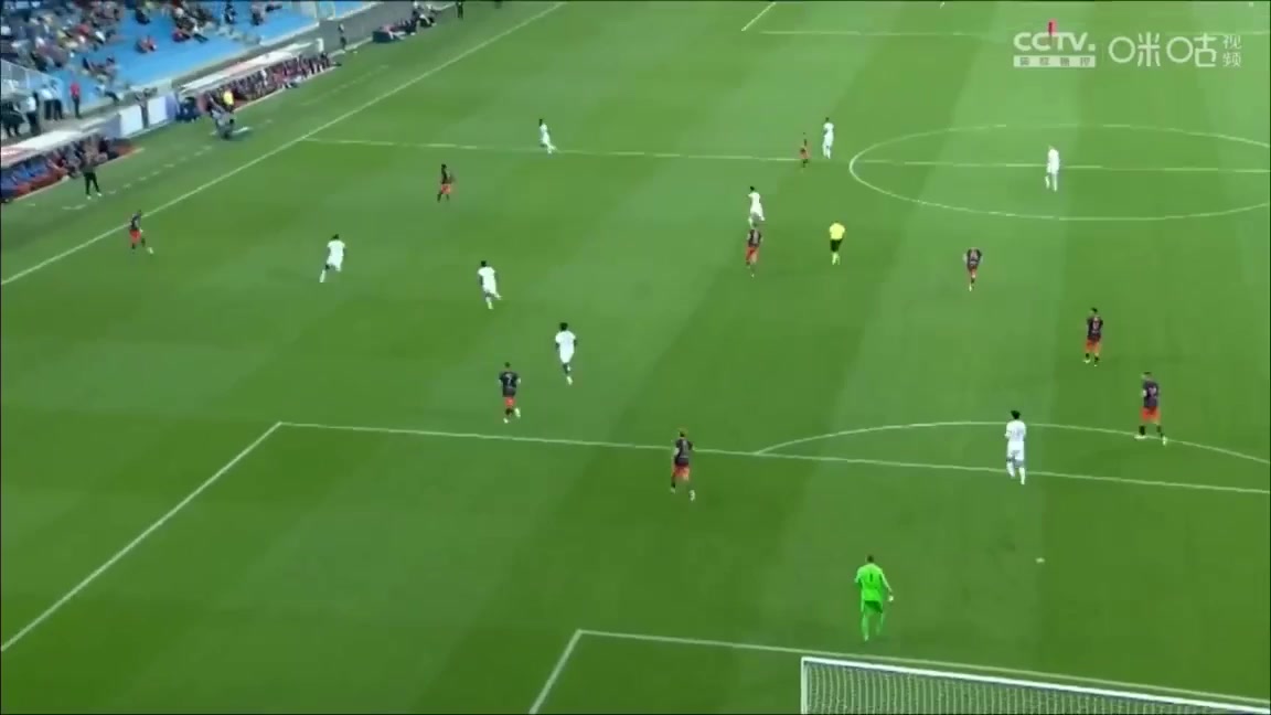 11 Montpellier Vs Bordeaux 10 skor gol Valere Germain, skor 1:0