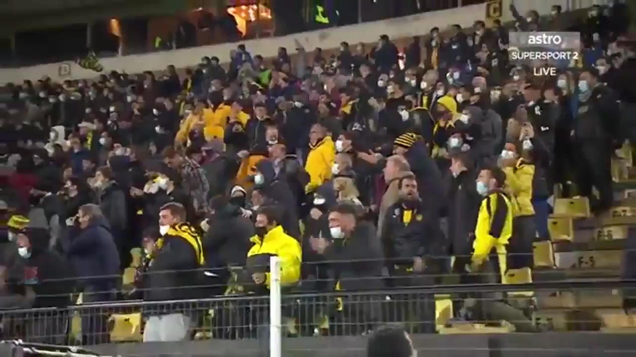 CON CSA CA Penarol Vs Atletico Paranaense 21 phút Agustin Alvarez MartinezVào, ghi bàn 1:1