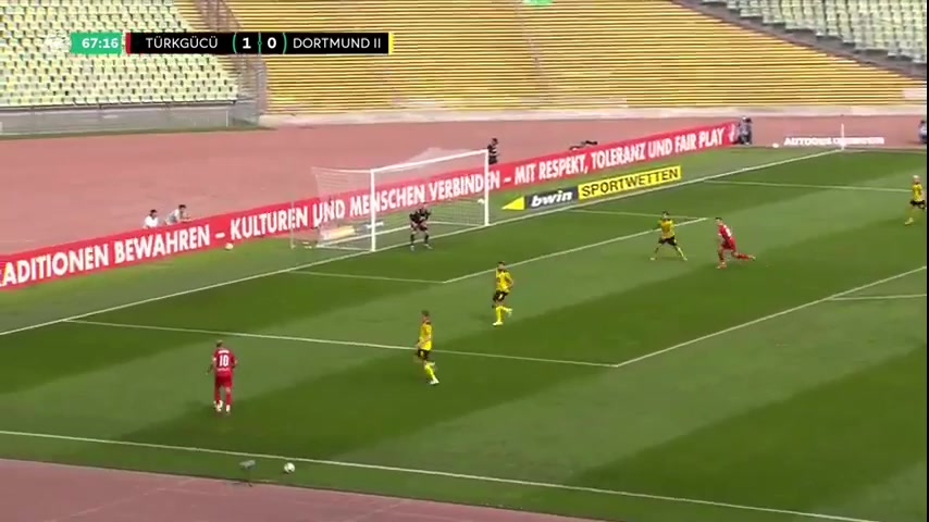 GER D3 Te Cu Kukuh Atta Seip Vs Borussia Dortmund (Youth) 67 phút Vào, ghi bàn 2:0