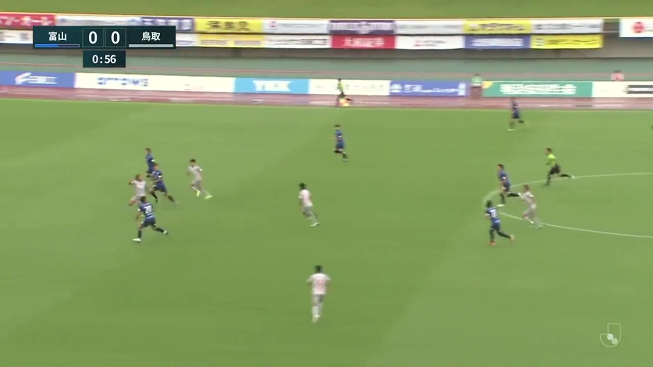 日丙 富山胜利 Vs 鸟取飞翔 3分Nagashima进球,比分0:1