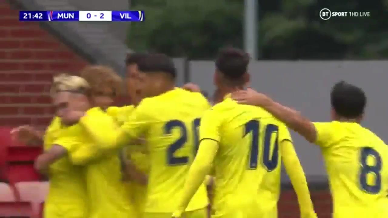 1327 Manchester United U19 Vs Villarreal U19 22 skor gol , skor 0:2