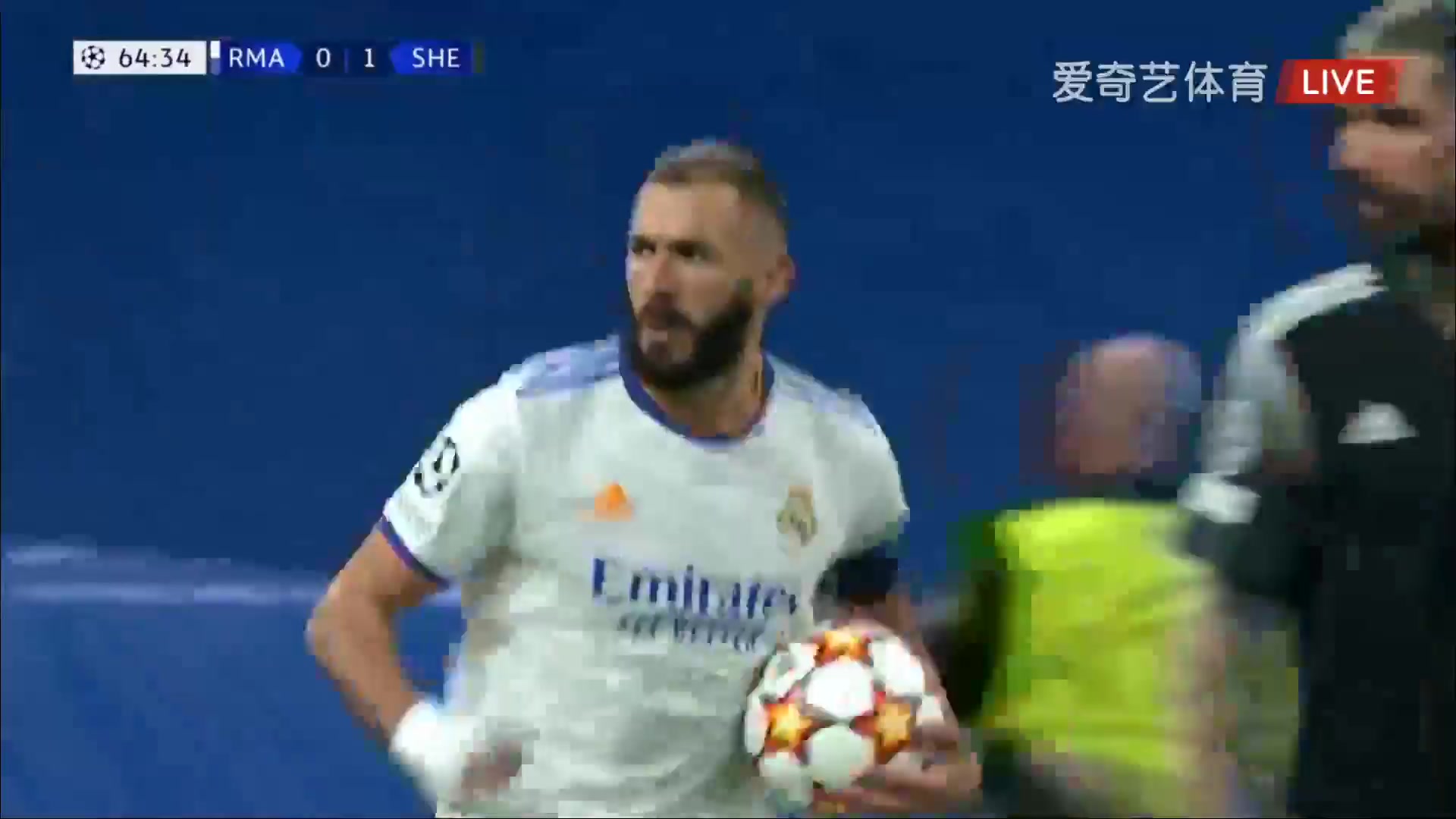 103 Real Madrid Vs Sheriff Tiraspol 64 skor gol Karim Benzema, skor 1:1