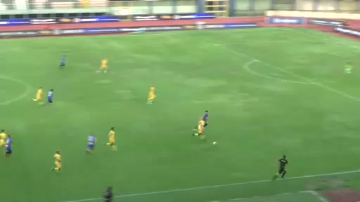 意丙1C 卡塔尼亚 Vs 史泰比亚 13分Russini进球,比分2:0