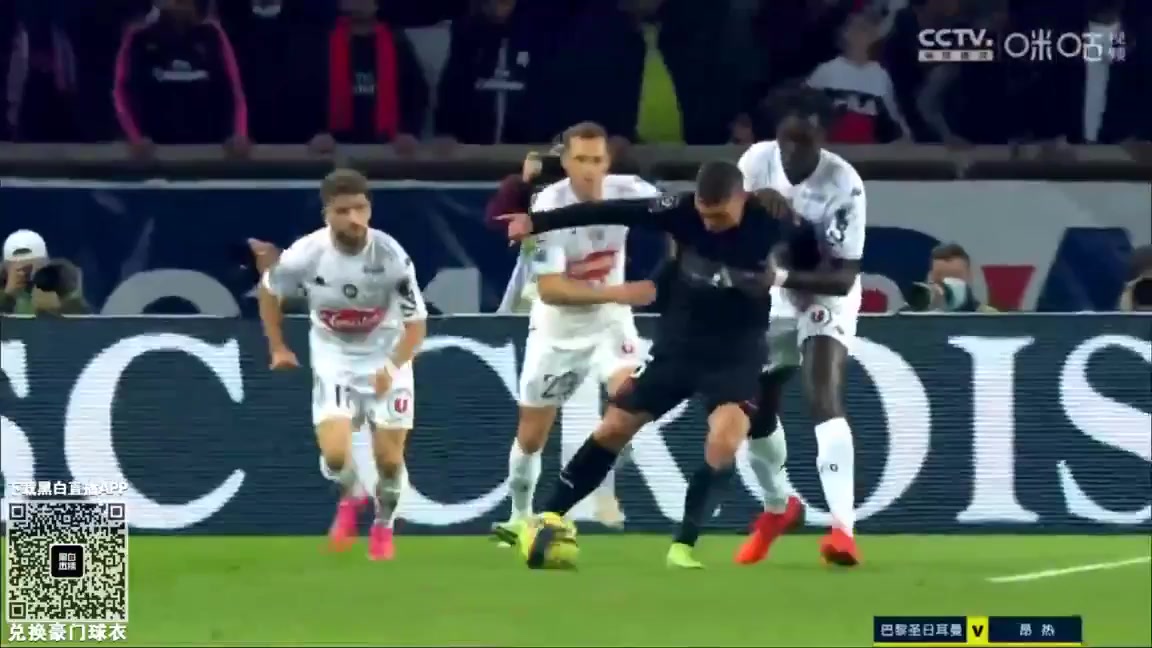 Ligue1 Paris Saint Germain (PSG) Vs Angers 34 ทำประตู Angelo Fulgini ประตู, ทำคะแนน 0:1