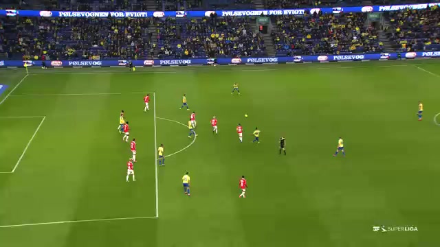 DEN SASL Brondby IF Vs Vejle 82 phút Mikael UhreVào, ghi bàn 2:2