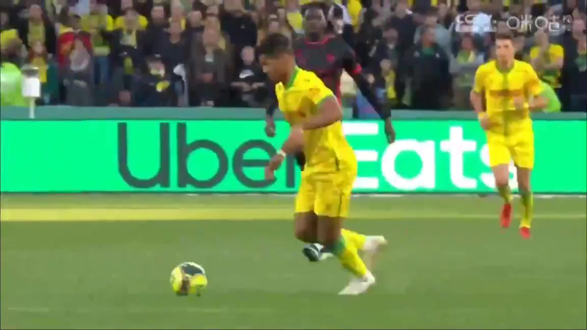 Ligue1 Nantes Vs Clermont 61 phút Ludovic BlasVào, ghi bàn 2:1