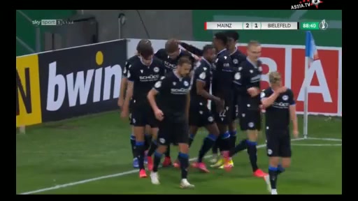 GERC FSV Mainz 05 Vs Arminia Bielefeld 88 phút Fabian KlosVào, ghi bàn 2:2