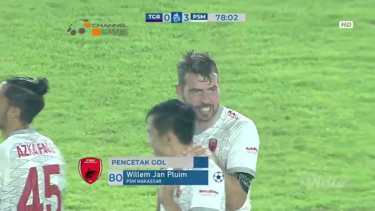 IDN ISL Persita Tangerang Vs PSM Makassar 78 phút Wiljan PluimVào, ghi bàn 0:3