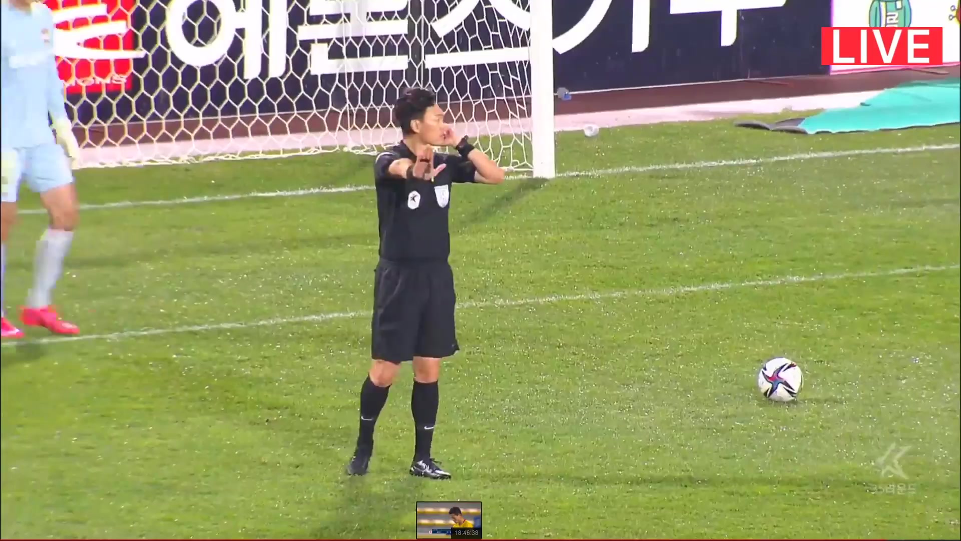 15 Gwangju Football Club Vs FC Seoul 47 skor gol Lee Chan Dong, skor 2:0