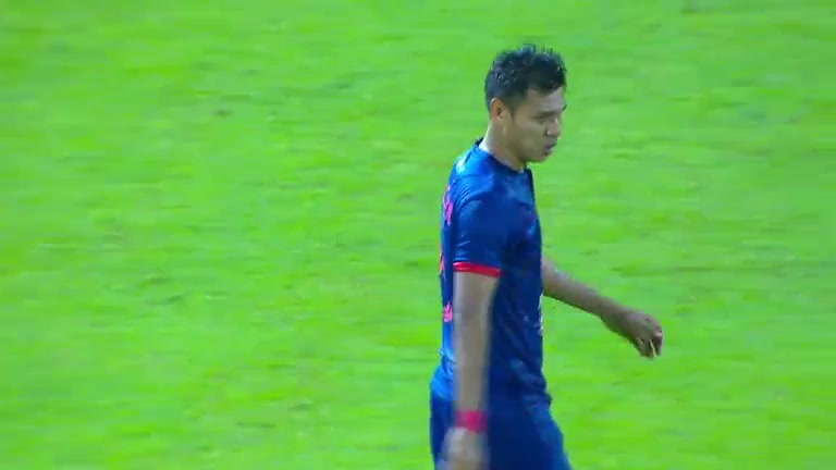 700 Nong Bua Lamphu Vs JL Chiangmai United FC 93 skor gol Hamilton Soares, skor 3:1