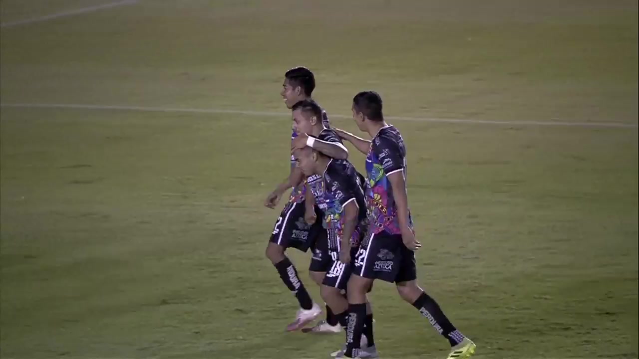 墨西甲春 坎昆FC Vs 瓦哈卡 47分阿德裏安·帕切科進球,比分0:2