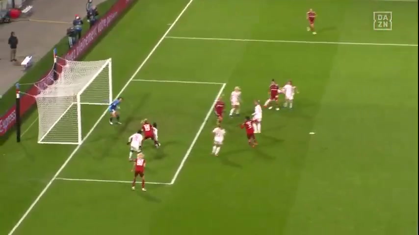 UEFA WUC Lyon (w) Vs Bayern Munchen (w) Kadeisha Buchanan Goal in 24 min, Score 0:1