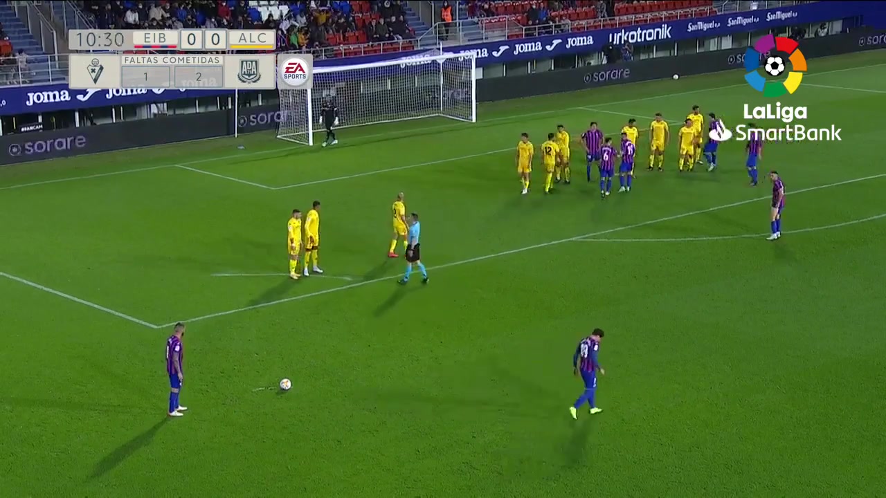 SPA D2 Eibar Vs AD Alcorcon Stoichkov Goal in 11 min, Score 1:0