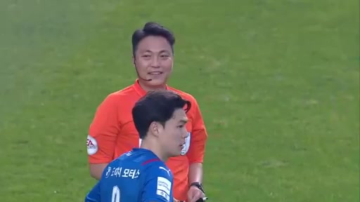 15 Daegu FC Vs Suwon Samsung Bluewings 19 skor gol Lee Keun Ho, skor 1:0