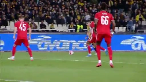 32 AEK Athens Vs Olympiakos Piraeus 13 skor gol Sergio Ezequiel Araujo, skor 1:1