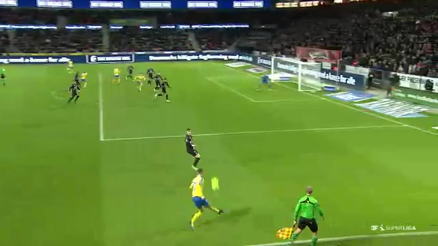 DEN SASL Midtjylland Vs Brondby IF 34 ทำประตู Mikael Uhre ประตู, ทำคะแนน 1:1