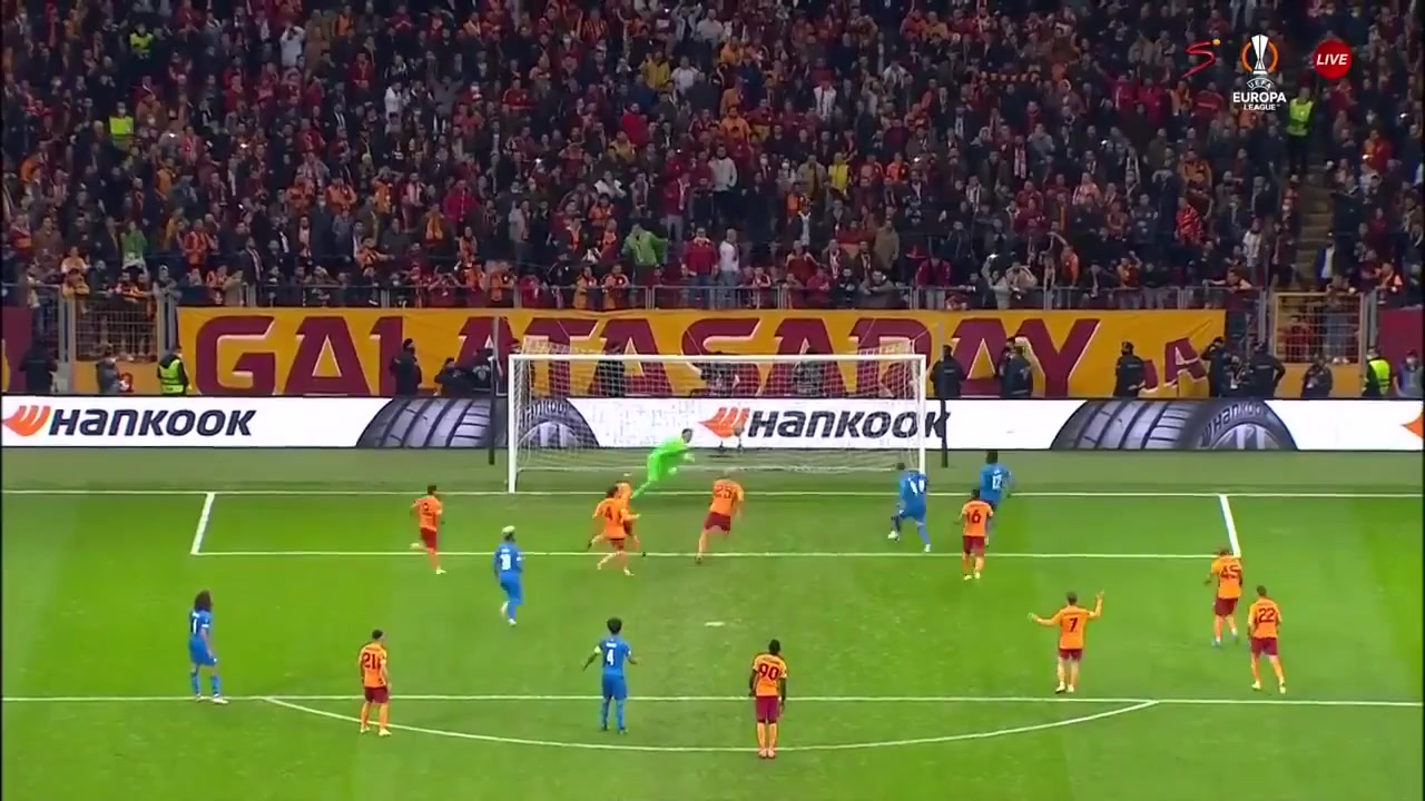 UEFA EL Galatasaray Vs Marseille 68 phút Arkadiusz MilikVào, ghi bàn 3:1