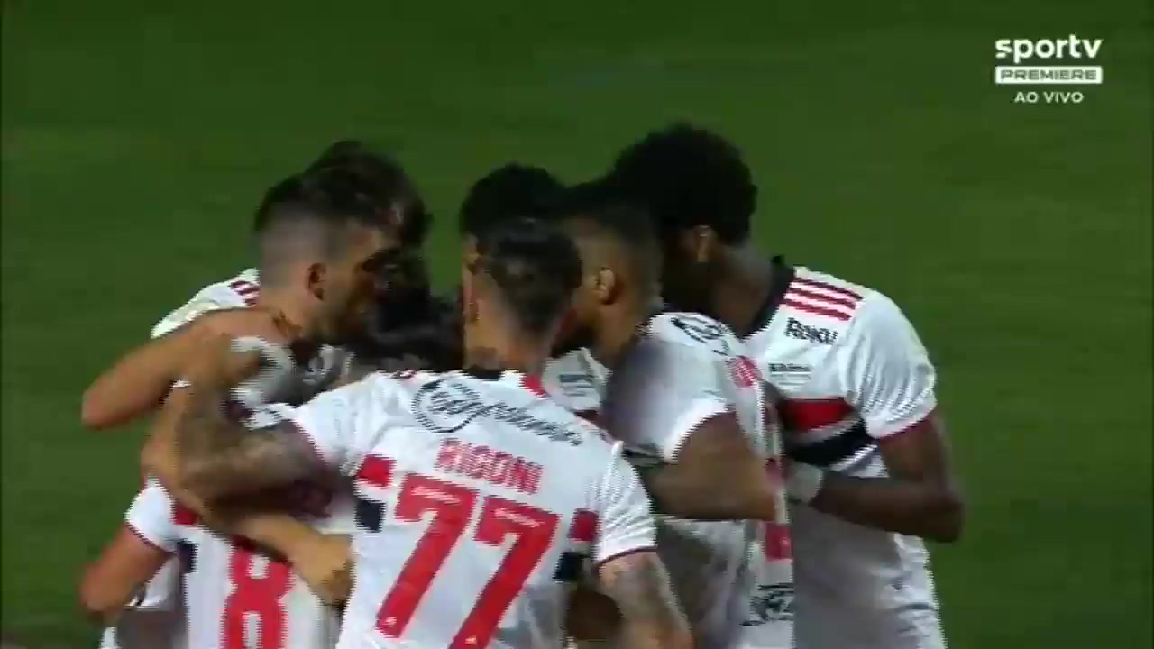 BRA D1 Sao Paulo Vs Sport Club do Recife 51 phút Jonathan CalleriVào, ghi bàn 1:0