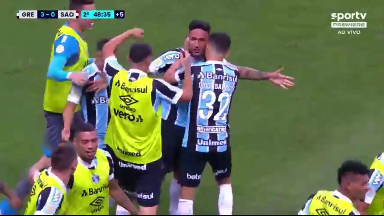 BRA D1 Gremio (RS) Vs Sao Paulo 93 phút Vào, ghi bàn 3:0