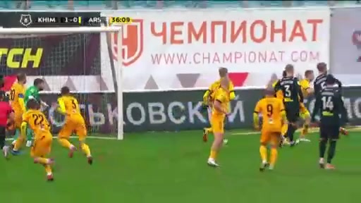 10 Khimki Vs Arsenal Tula 34 skor gol Reziuan Mirzov, skor 1:0