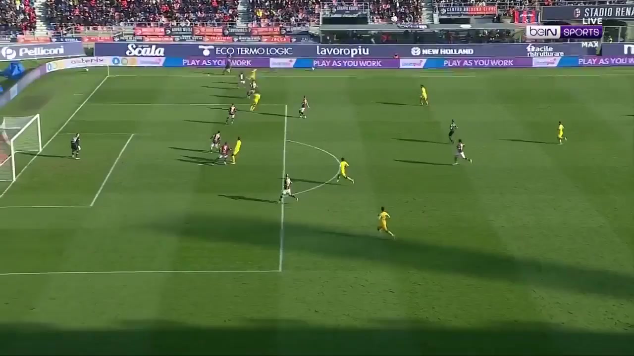 Serie A Bologna Vs Fiorentina 31 phút Youssef MalehVào, ghi bàn 0:1