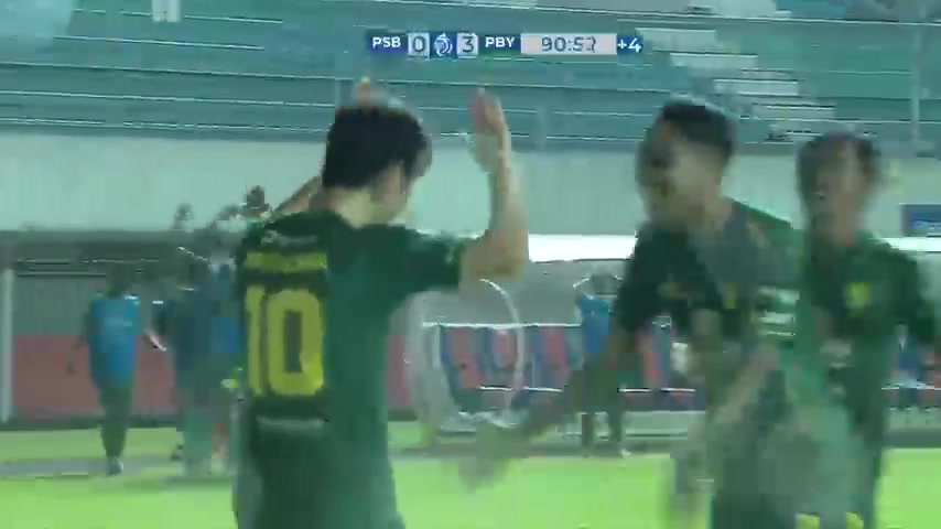 IDN ISL Persib Bandung Vs Persebaya Surabaya Taisei Marukawa Goal in 91 min, Score 0:3