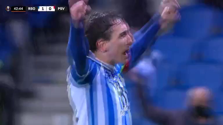 UEFA EL Real Sociedad Vs PSV Eindhoven Mikel Oyarzabal Goal in 42 min, Score 1:0