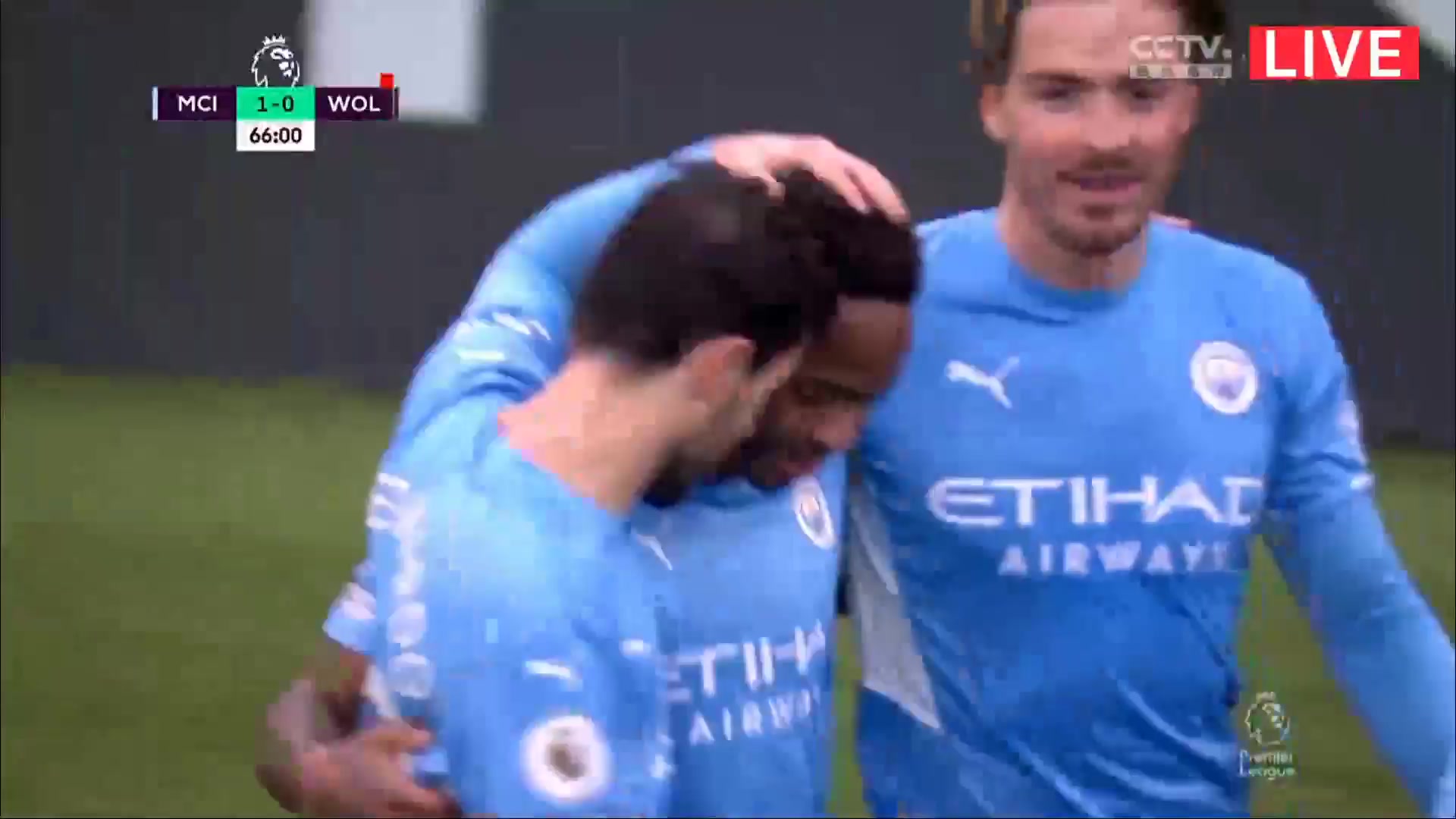 36 Manchester City Vs Wolves 67 skor gol Raheem Sterling, skor 1:0