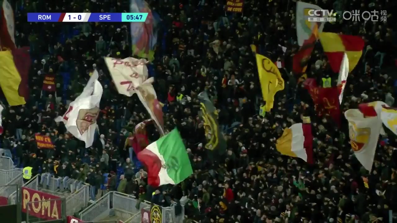 Serie A AS Roma Vs Spezia Chris Smalling Goal in 5 min, Score 1:0