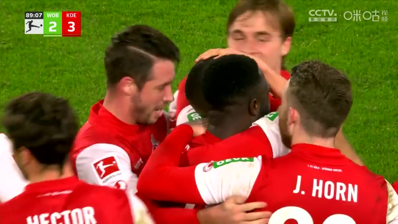 8 VfL Wolfsburg Vs FC Koln 89 skor gol , skor 2:3