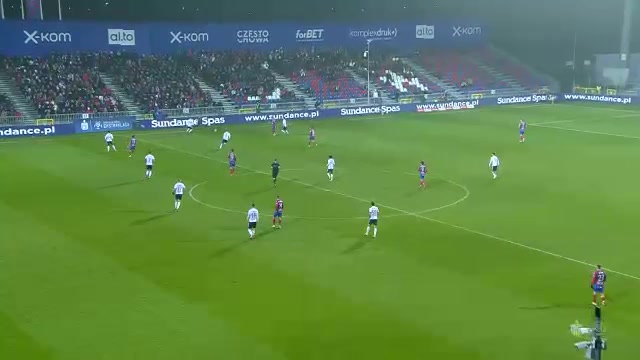 6 Rakow Czestochowa Vs Gornik Zabrze 15 skor gol Mateusz Wdowiak, skor 1:0