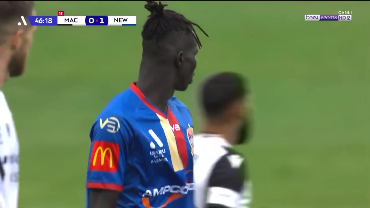 AUS D1 FC Macarthur Vs Newcastle Jets 47 phút Danny De SilvaVào, ghi bàn 1:1