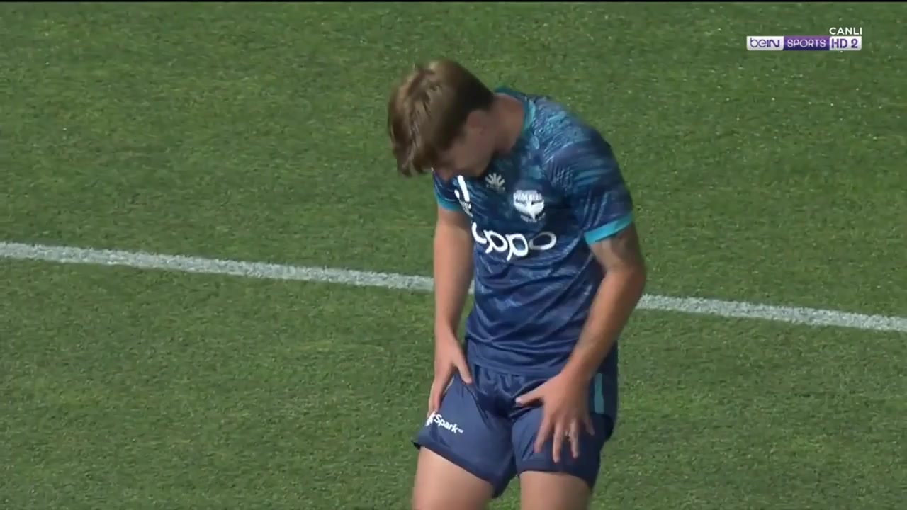 AUS D1 Adelaide United Vs Wellington Phoenix 69 phút Craig GoodwinVào, ghi bàn 3:0