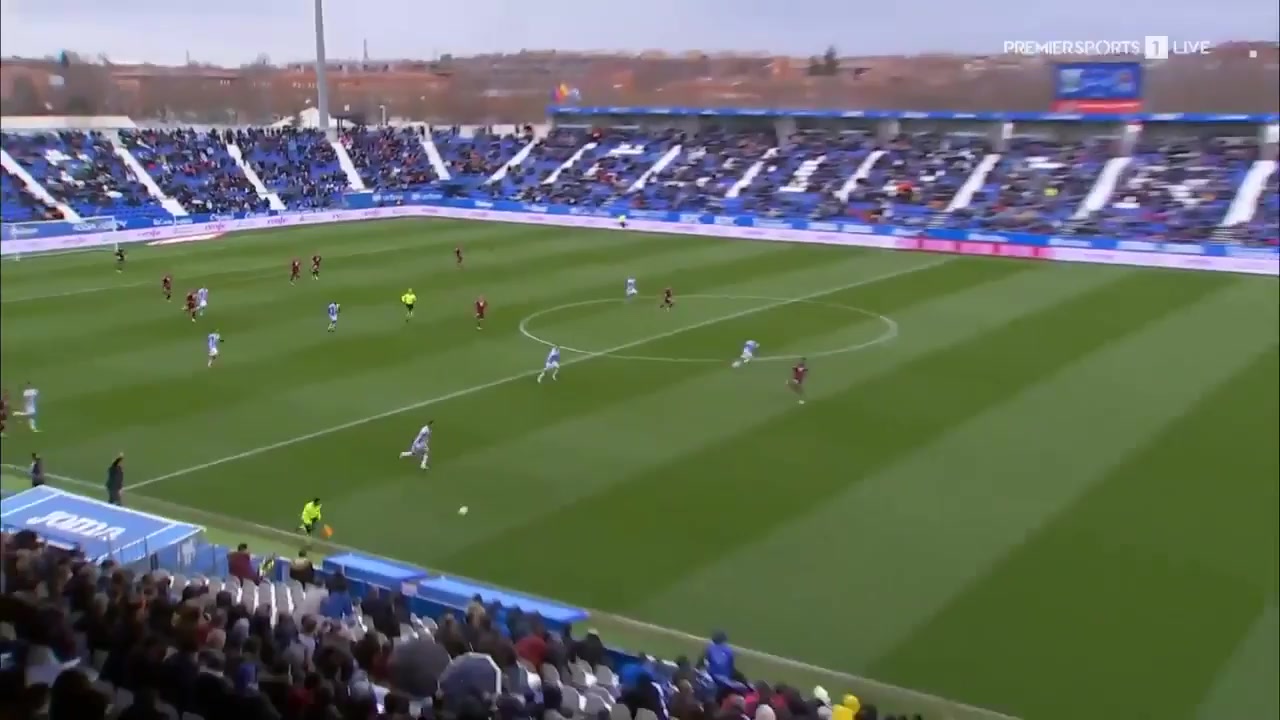 81 Leganes Vs Real Sociedad 8 skor gol Alexander Isak, skor 0:1