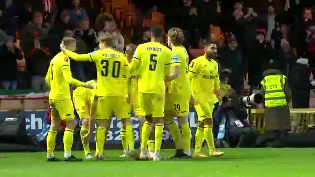 ENG FAC Port Vale Vs Brentford 65 phút Bryan MbeumoVào, ghi bàn 0:2