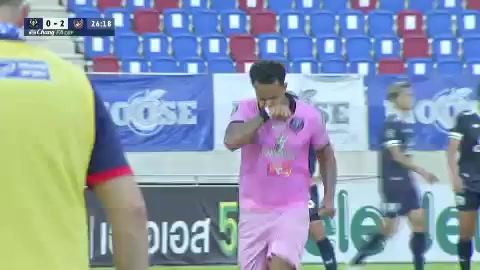 TH FC JL Chiangmai United FC Vs Suphanburi FC 25 phút Rosimar Amancio,BillVào, ghi bàn 1:2