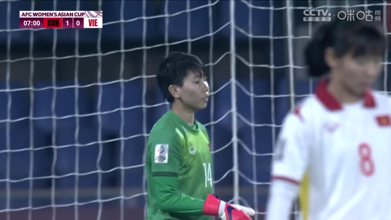 女亚杯 韩国女足(中) Vs 越南女足 6分陈氏芳草进球,比分2:0